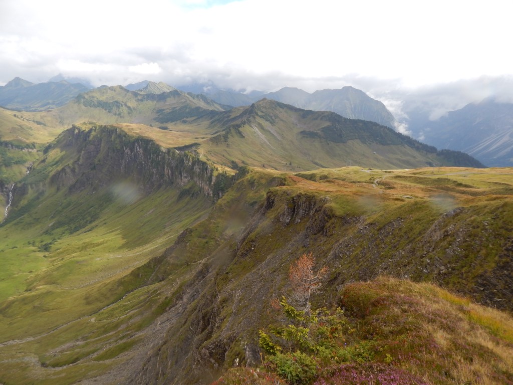 Kleinwalsertal : Diedamskopf Mittelstation zur Bergstation über Breitenalpe, Falzalpe, Neuhornbachjoch und Kreuzle